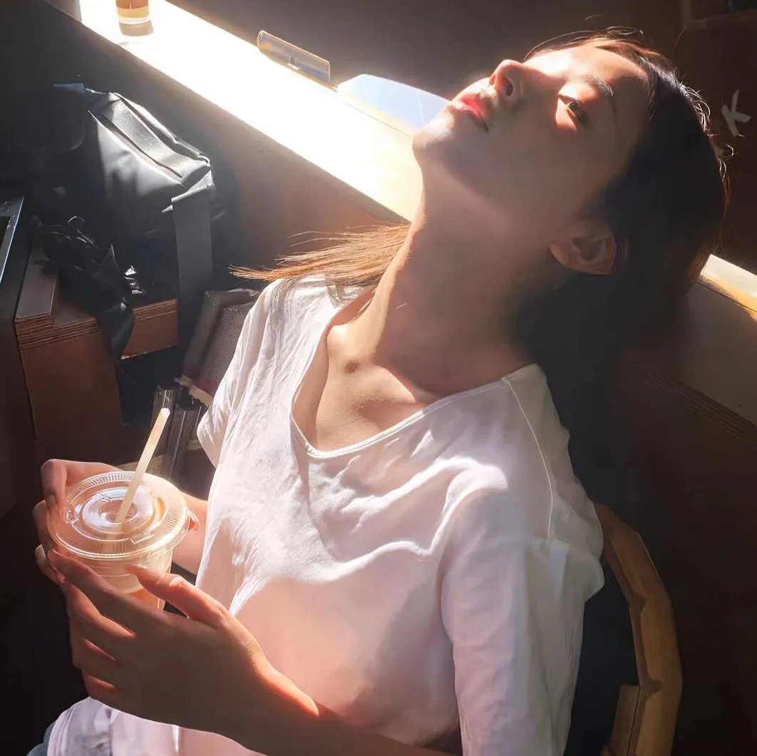 夜色暗涌时